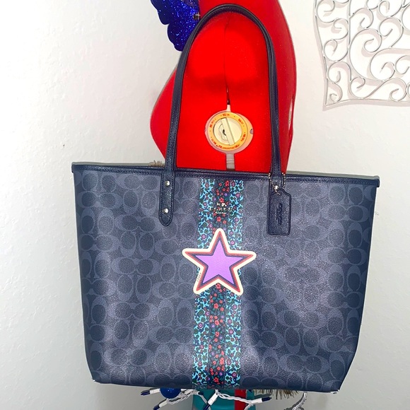 Coach Handbags - Coach reversible tote
